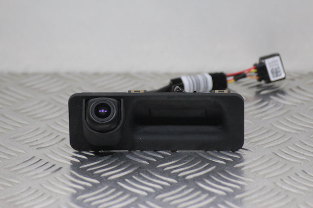 Kia Ceed Tailgate Boot Lock Switch 