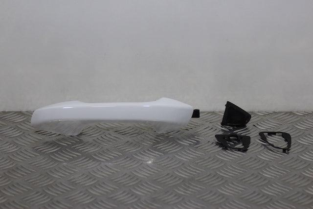 Kia Ceed Door Handle Outer Front Passengers Side 