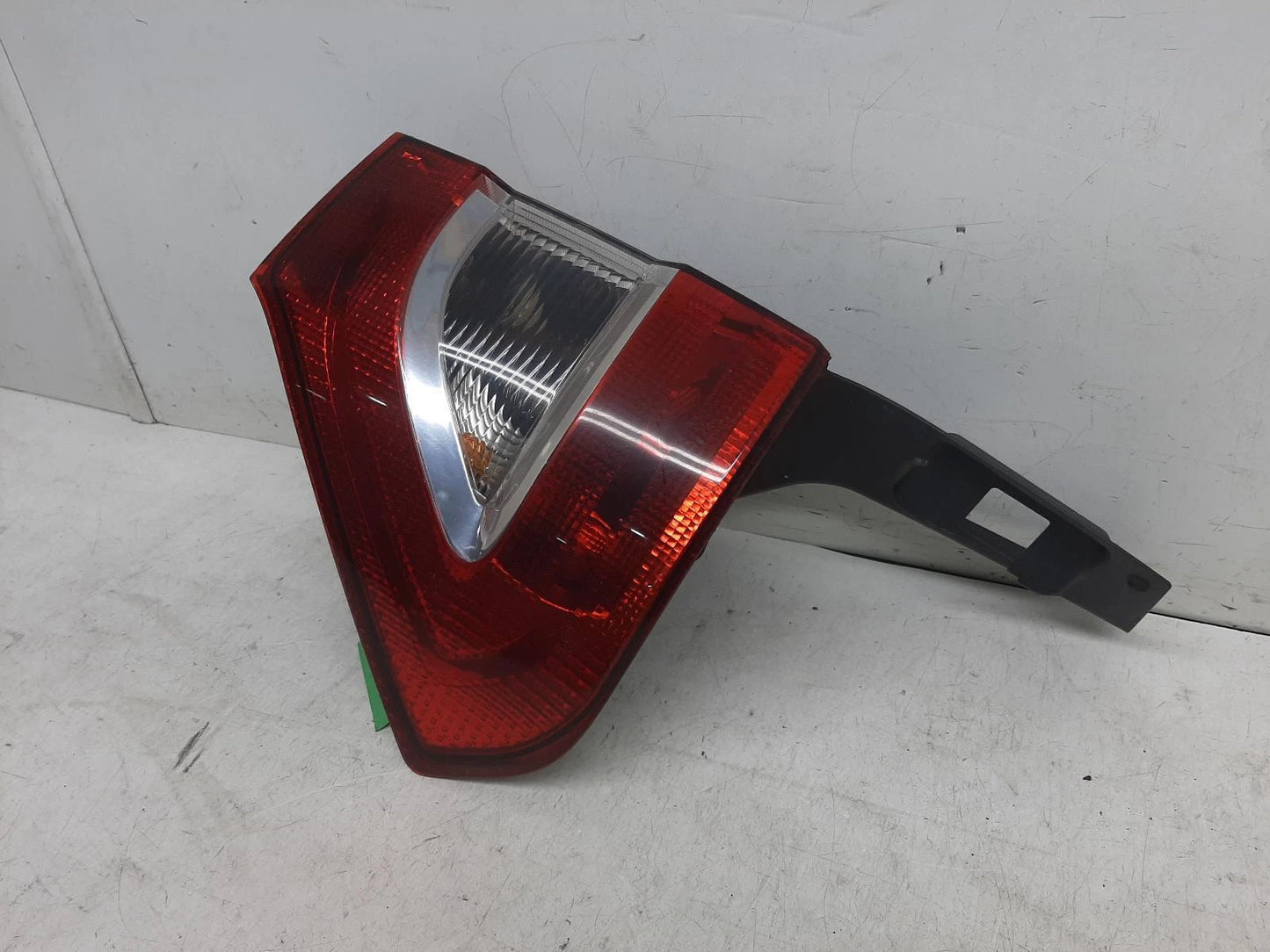 Ford Galaxy Mk3 Outer N/S Passengers Left Rear Taillight Tail Light 