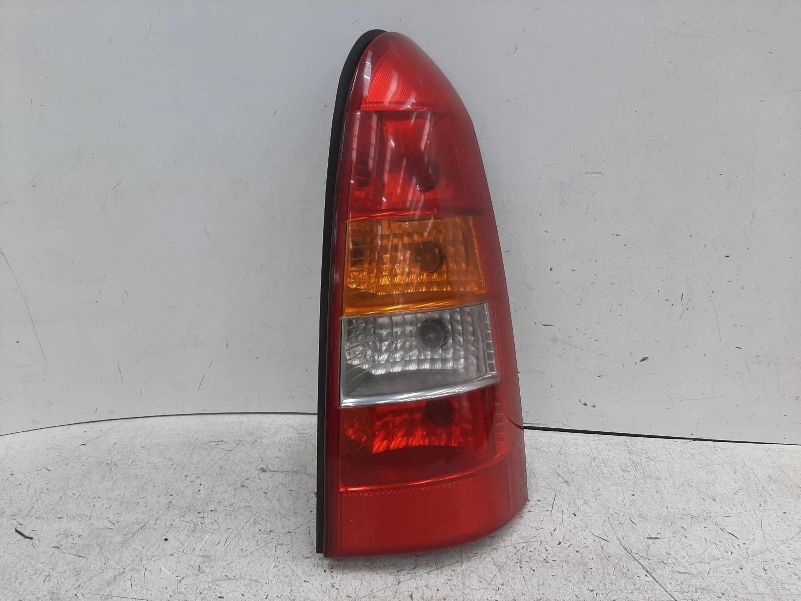 Opel Astra G Mk4 O/S Drivers Right Rear Non-Tinted Taillight Tail Light 