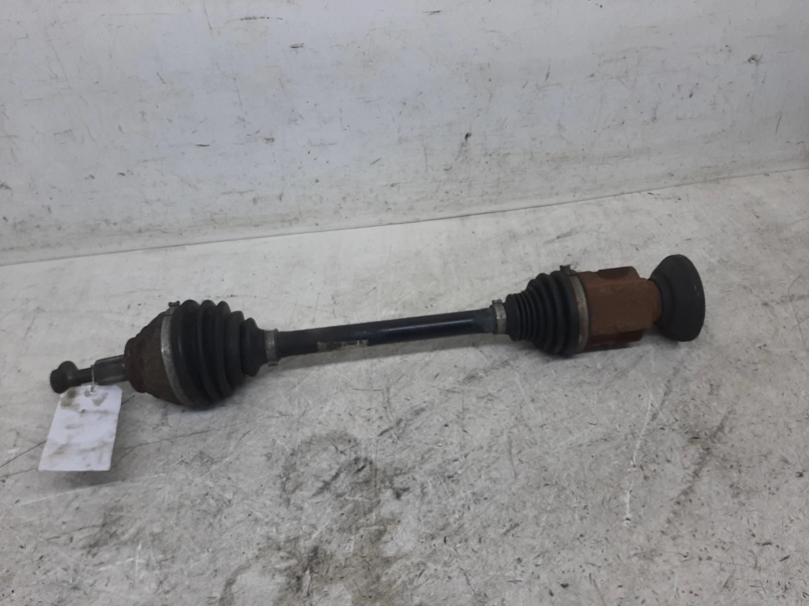 Volkswagen Tiguan Mk2 (AD) O/S Drivers Right Front Driveshaft 