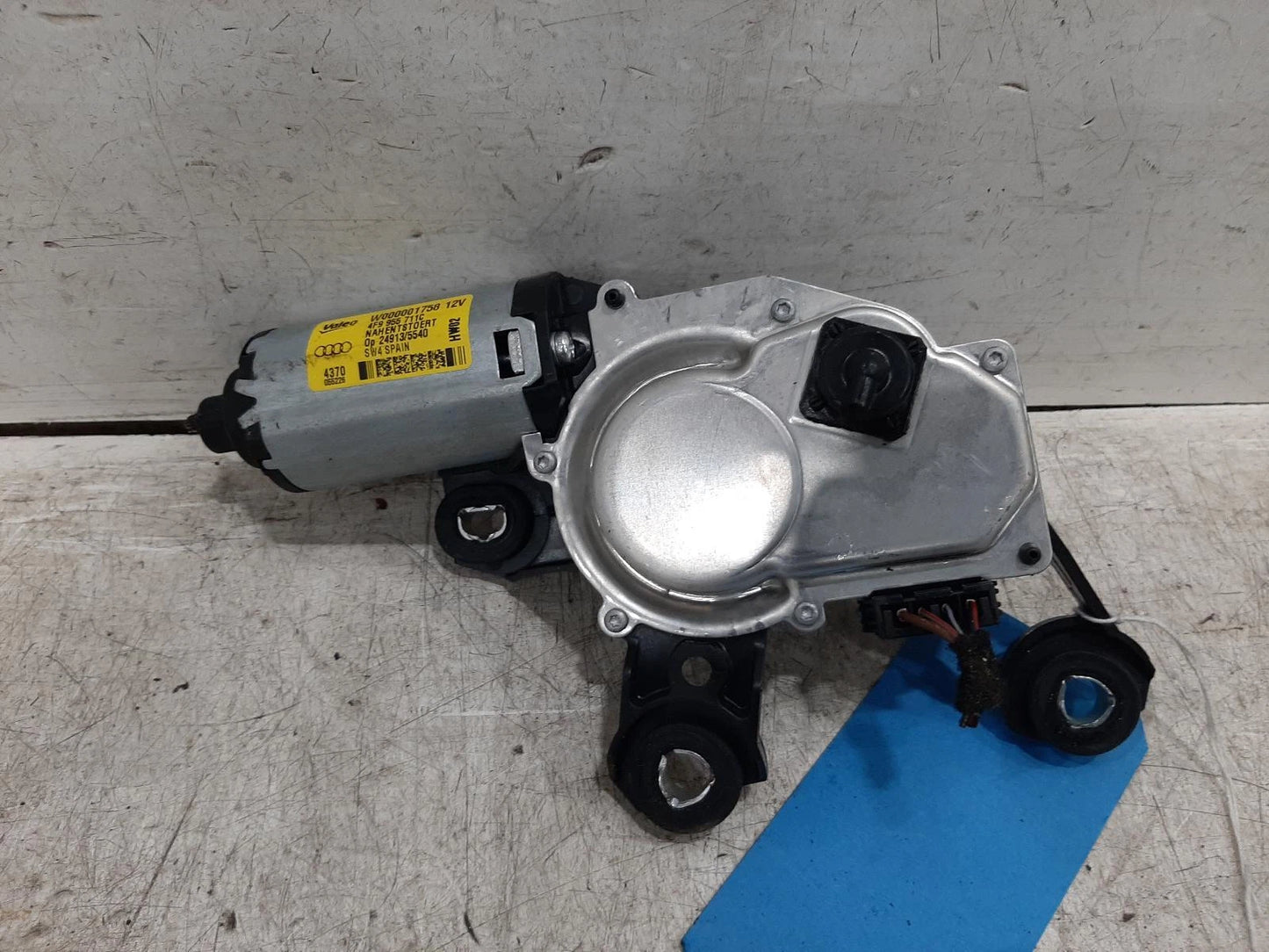 Audi A4 Mk4 (B8) Rear Wiper Motor 
