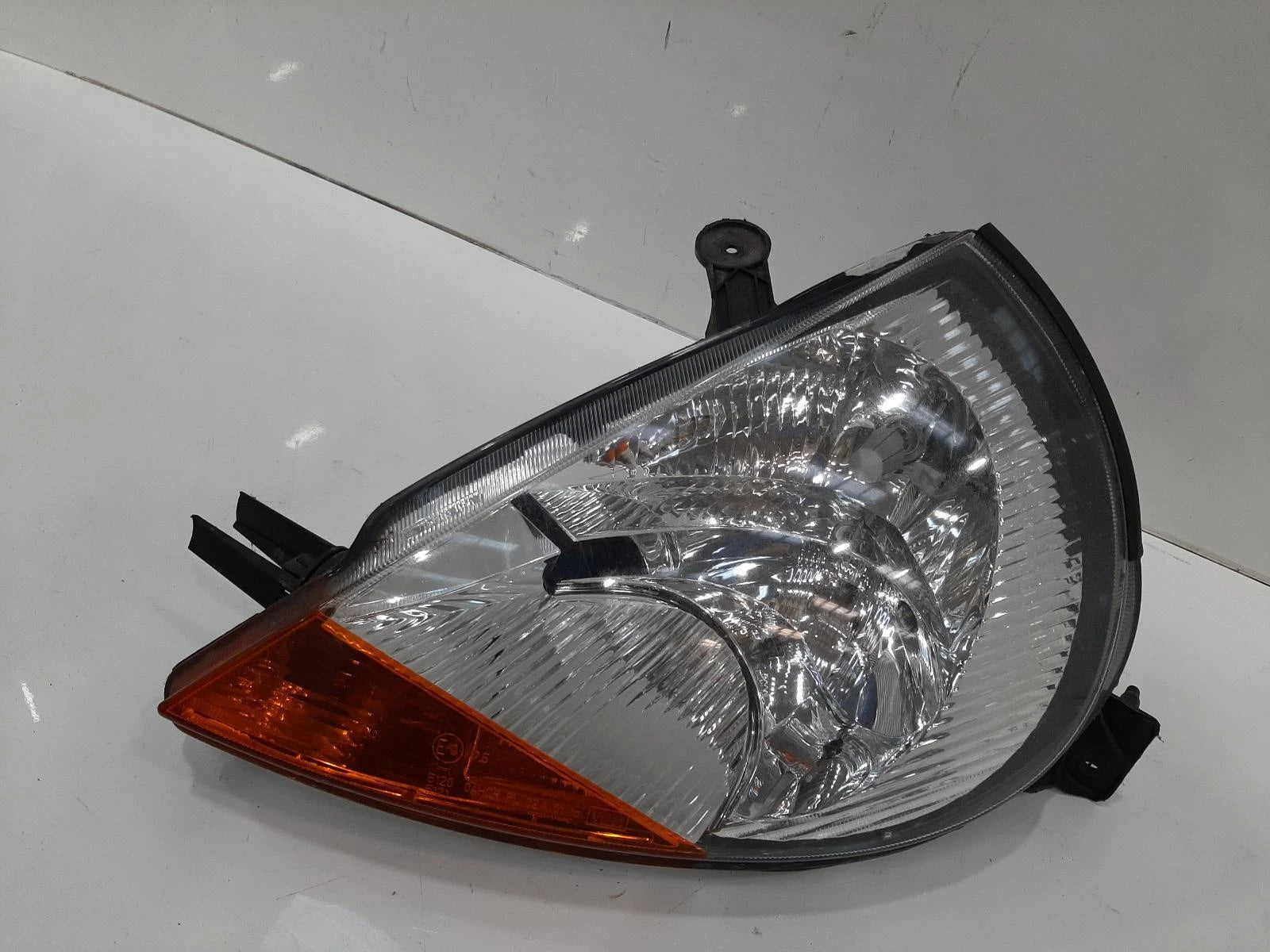 Ford Ka Mk1 N/S Passengers Left Front Headlight Headlamp 