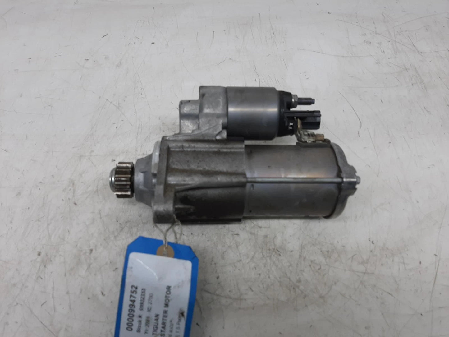 Volkswagen Tiguan Mk2 (AD) Automatic Bosch Starter Motor 