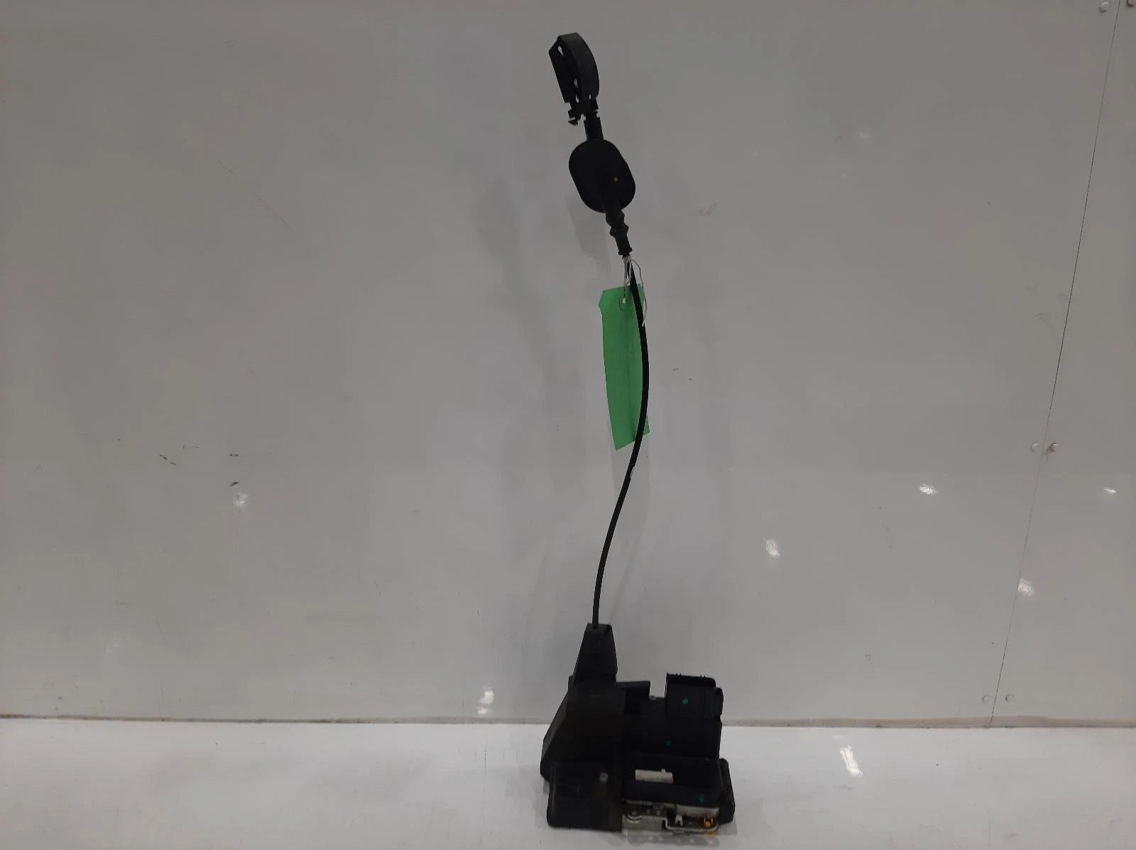 Ford Fiesta Mk6 O/S Right Rear Door Lock Assembly 