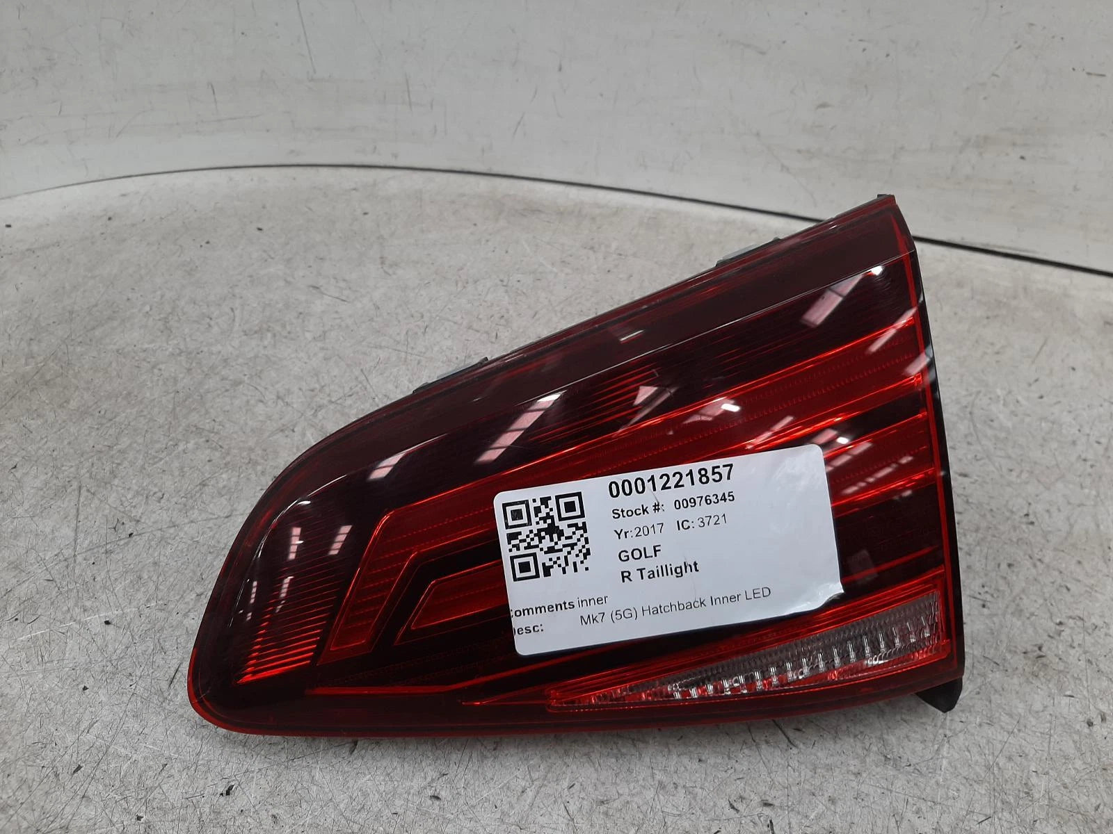 Volkswagen Golf Mk7 (5G) O/S Drivers Right Rear Inner Taillight Tail Light 