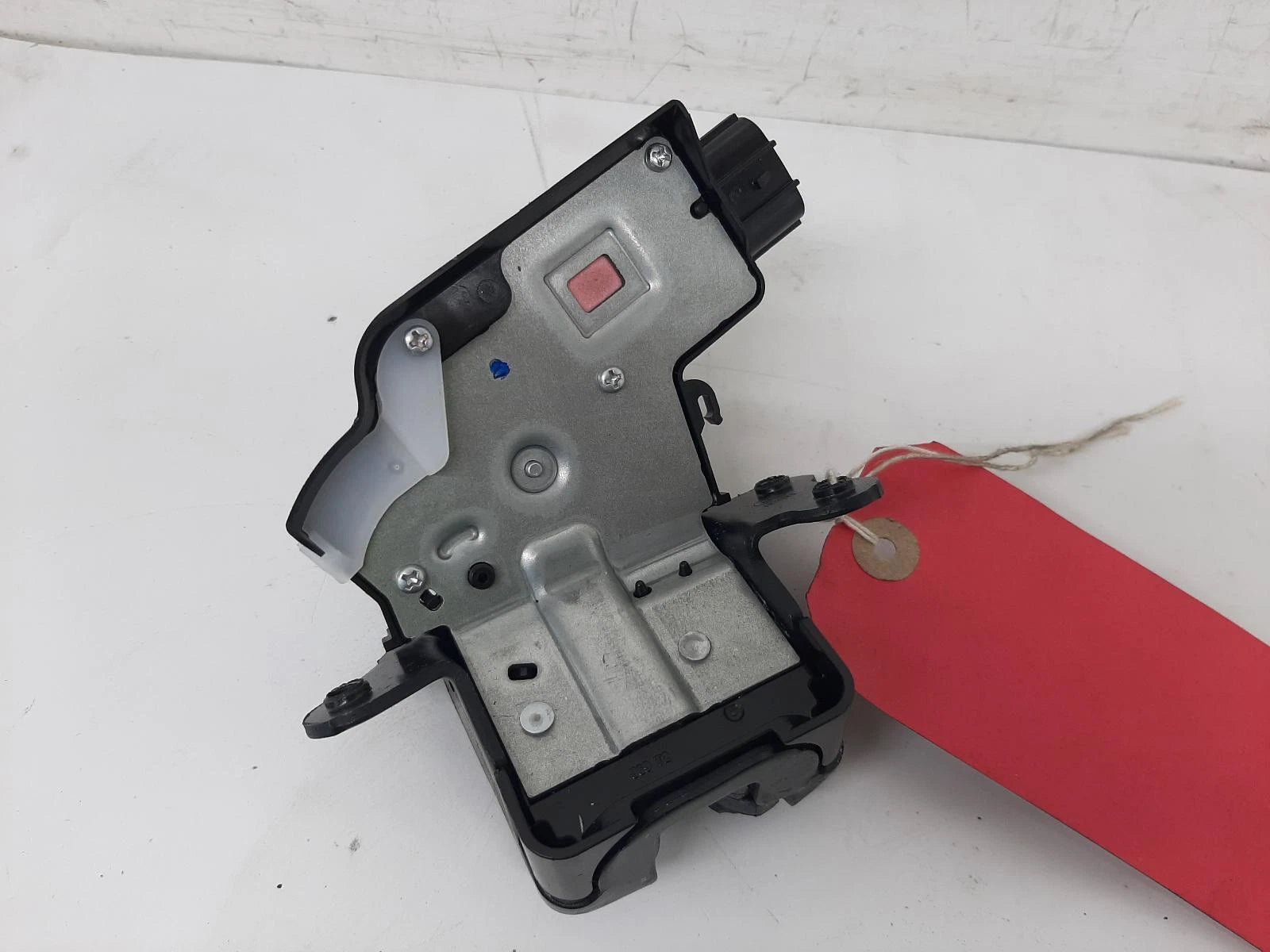 Toyota C-Hr Mk1 (X10/X11) Tailgate Lock Assembly 