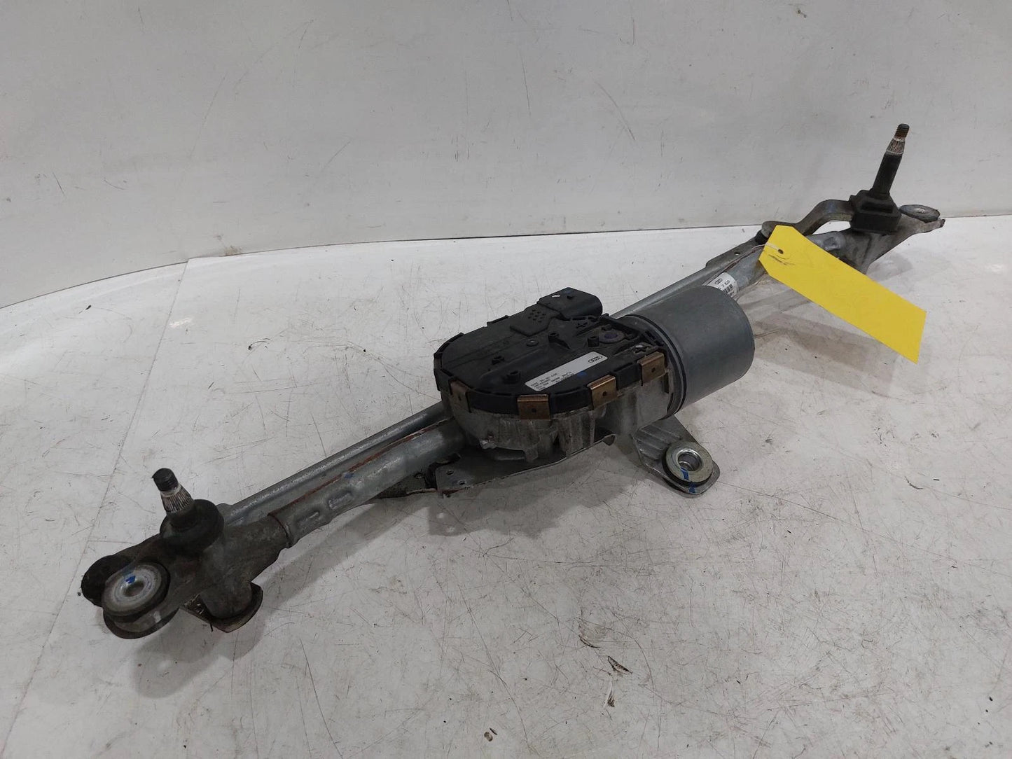 Audi A6 Mk4 (C7) Facelift Front Wiper Motor With Rack 