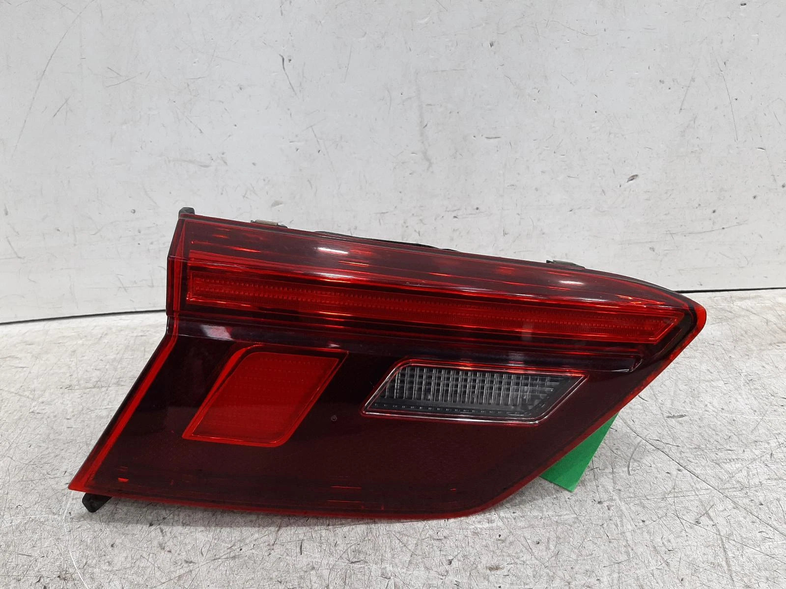 Volkswagen Tiguan Mk2 AD N/S Passengers Left Rear LED Taillight Tail Light 