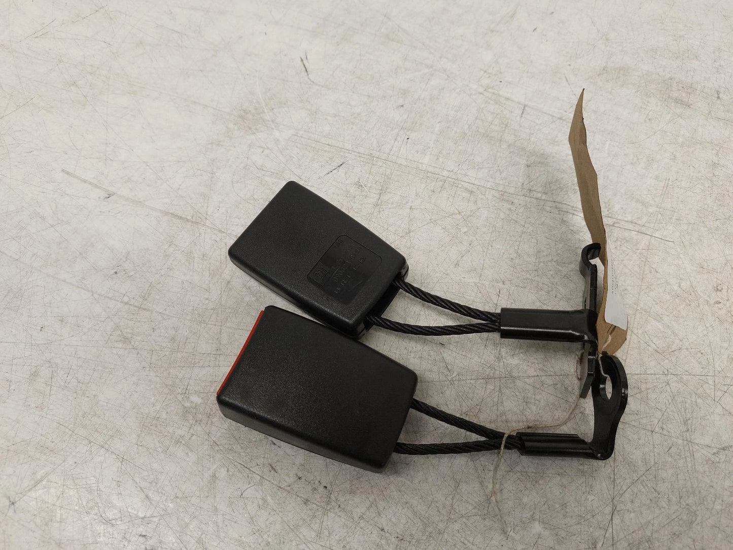 Opel Vectra Mk3 (C) NS LEFT REAR SEAT BELT STALK 