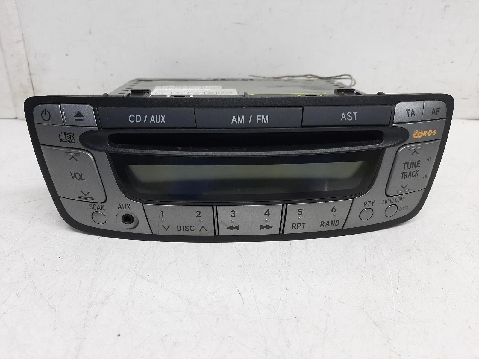 Peugeot 107 Mk1 OEM Radio/CD/Stereo Head Unit No Code Available 