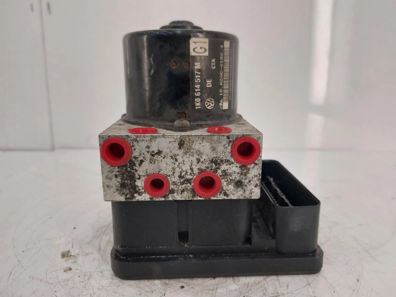 Volkswagen Golf Mk5 (1K) ABS Pump/Modulator 