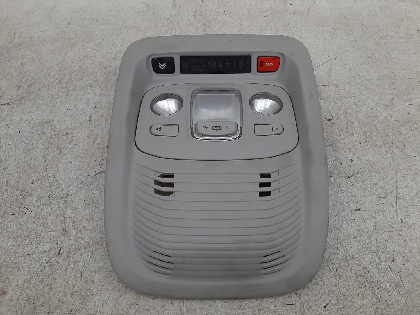 Citroen C3 Aircross Mk1 COURTESY LIGHT 