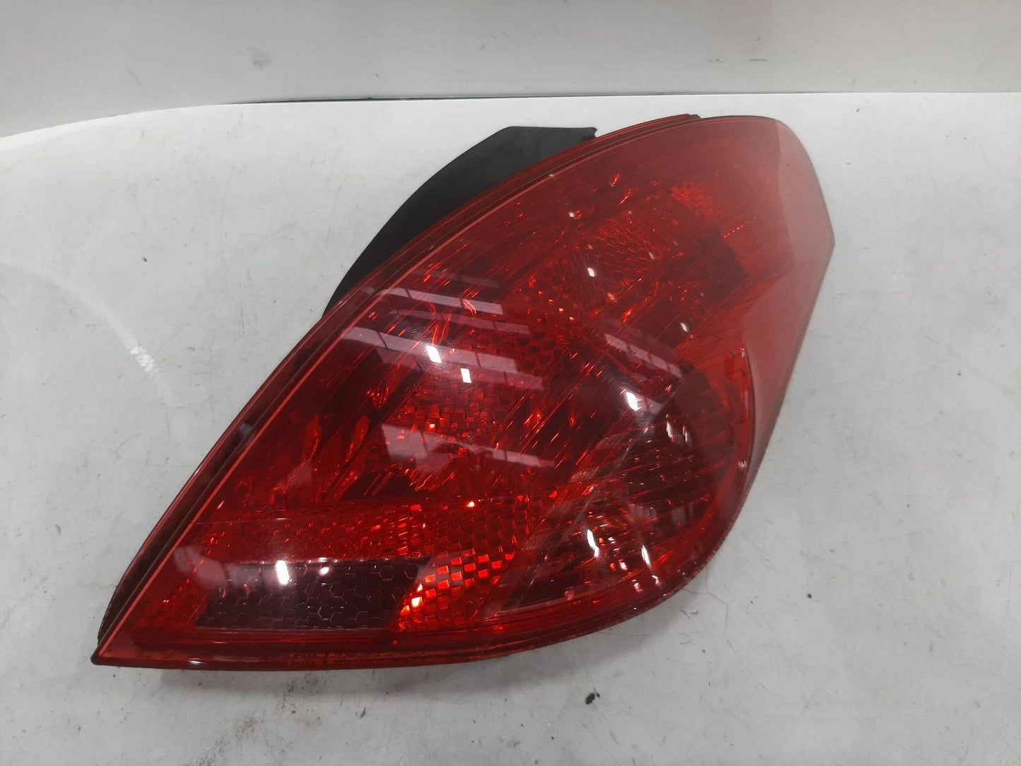 Peugeot 308 Mk1 (T7) Facelift N/S Passengers Left Rear Taillight Tail Light 