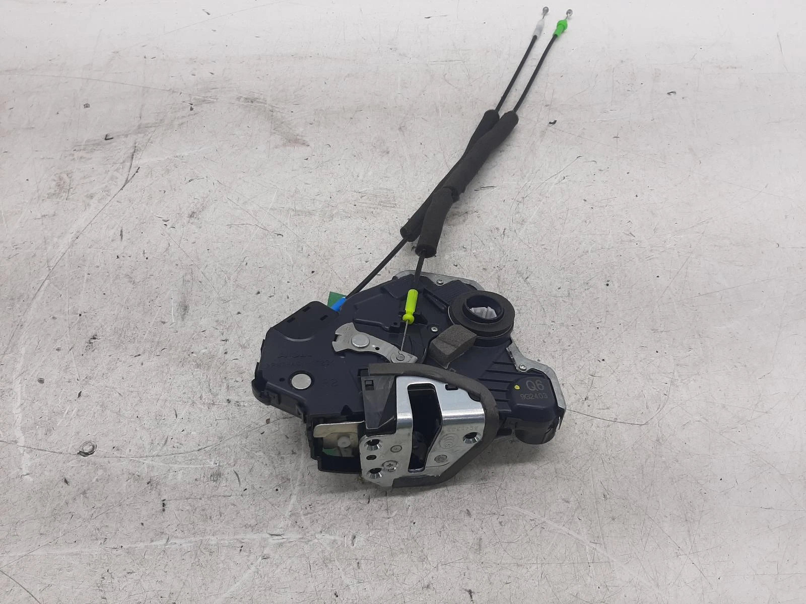 Toyota C-Hr Front Door Lock Assembly 
