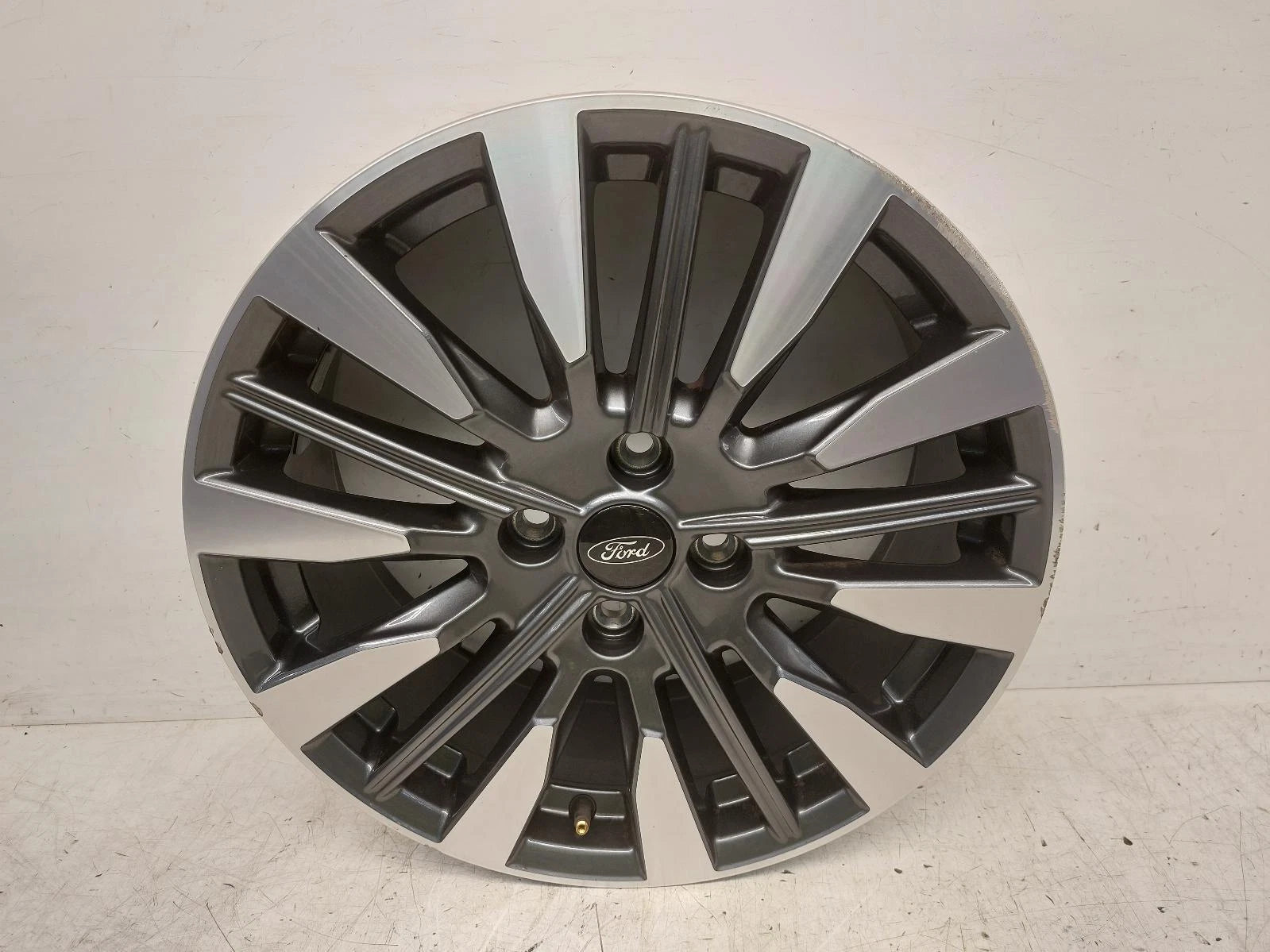 Ford Fiesta Mk8 Facelift 7Jx17 H2 MULTISPOKE 17" WHEEL 