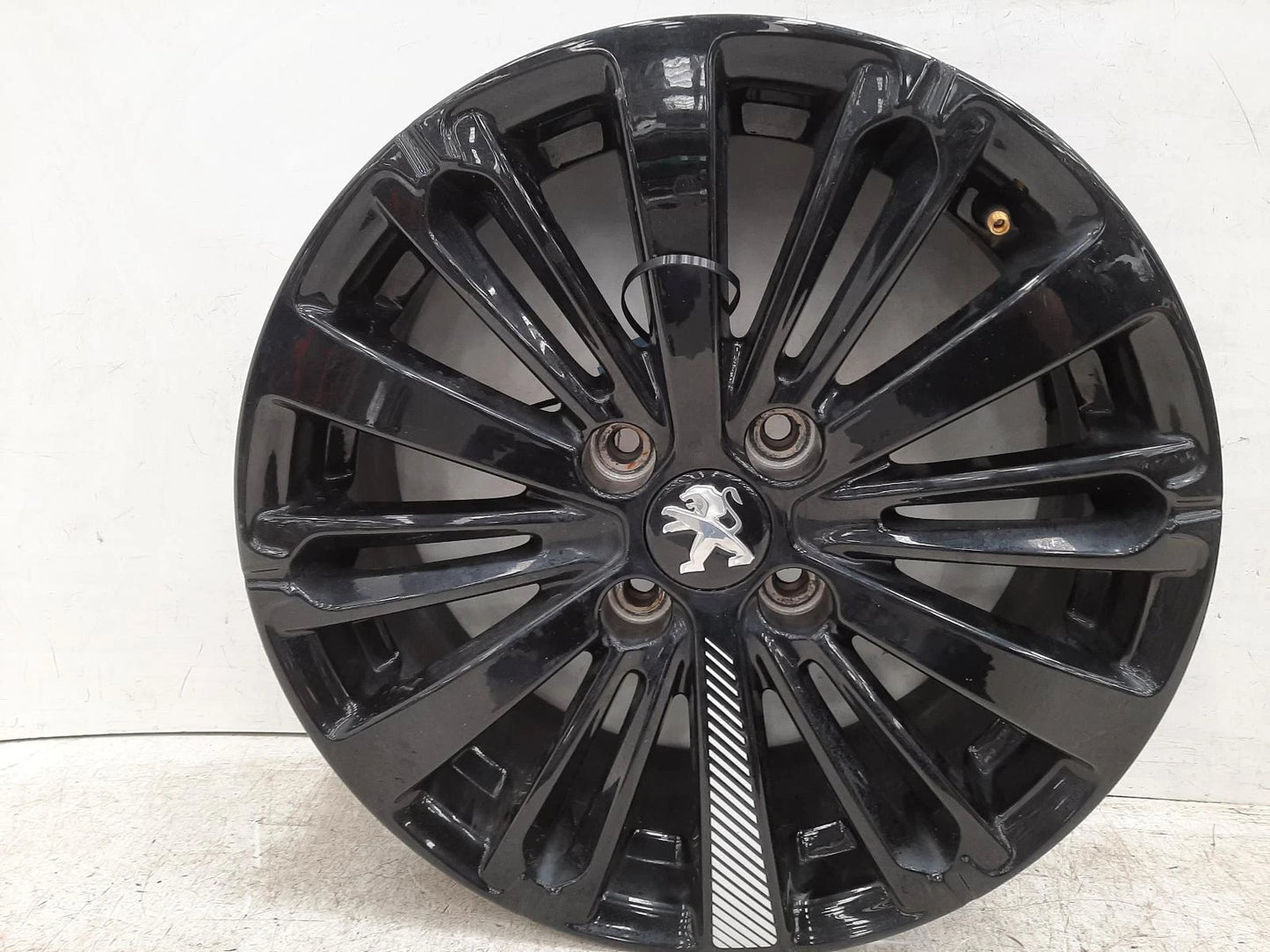 Peugeot 208 Mk1 Alloy Wheel 6.0jx16 