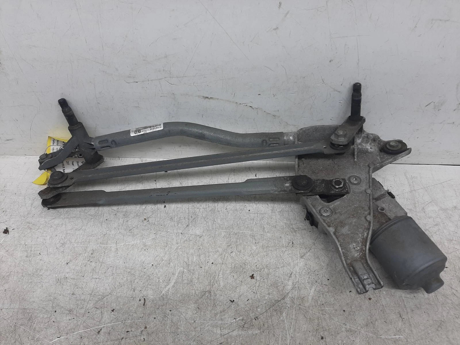 Peugeot 207 Mk1 Bosch Front Wiper Motor With Linkage/Rack 