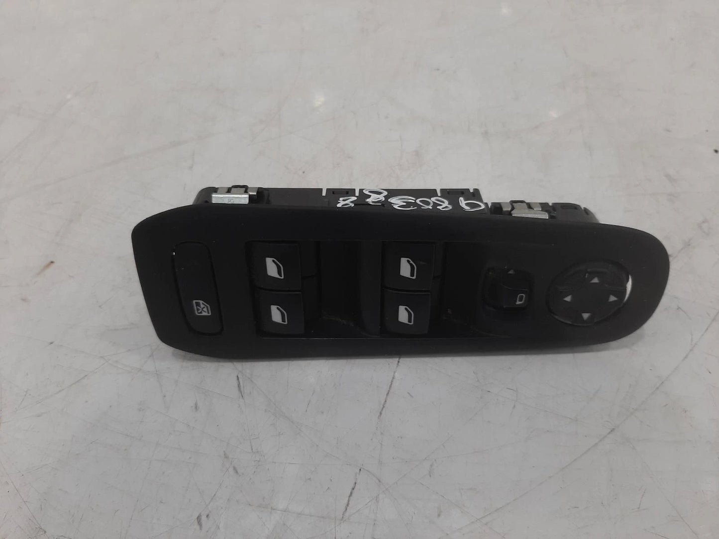 Peugeot 308 Drivers Master Window Switches 