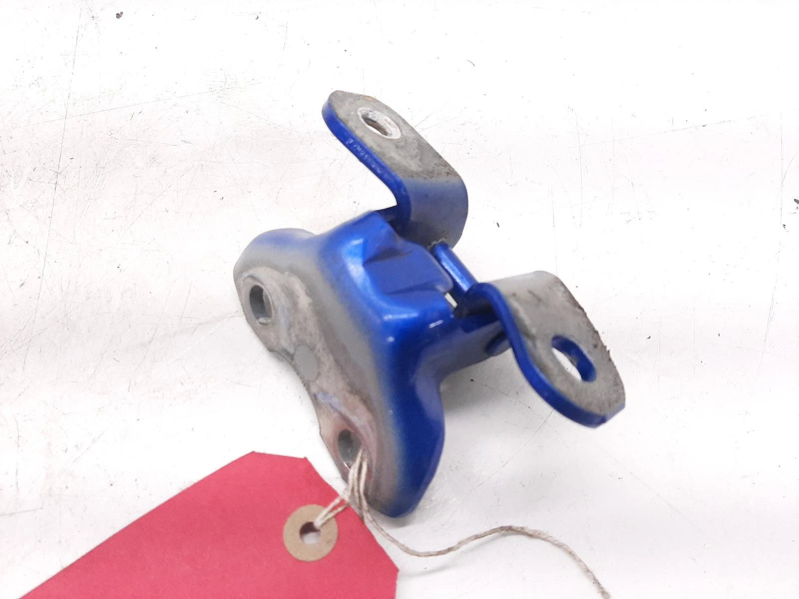 Toyota TOYOTA YARIS N/S Left Front Door Hinge 