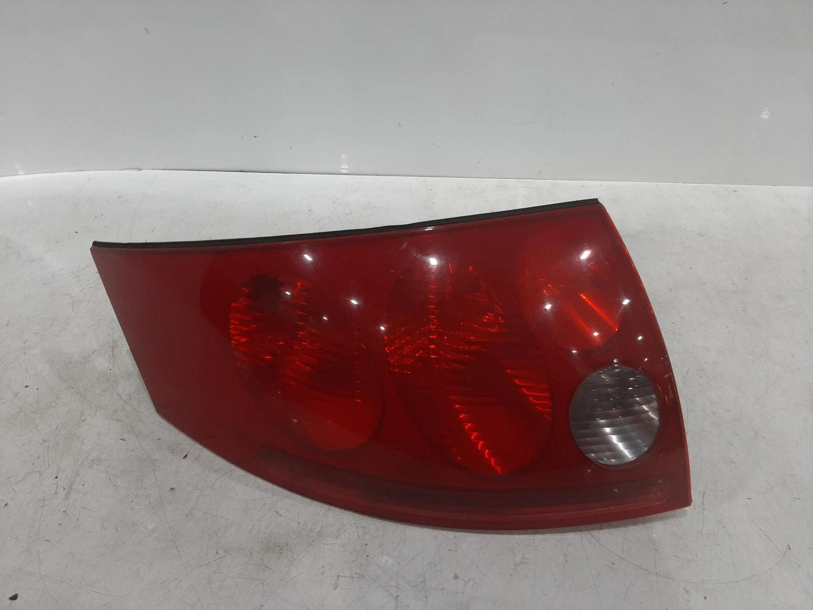 Audi TT Mk1 (8N) N/S Passengers Left Rear Taillight Tail Light 