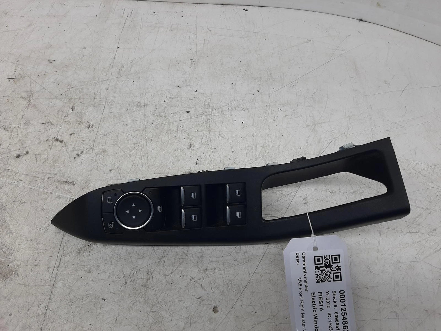 Ford Fiesta Mk8 O/S Drivers Right Front Master Window Switch 