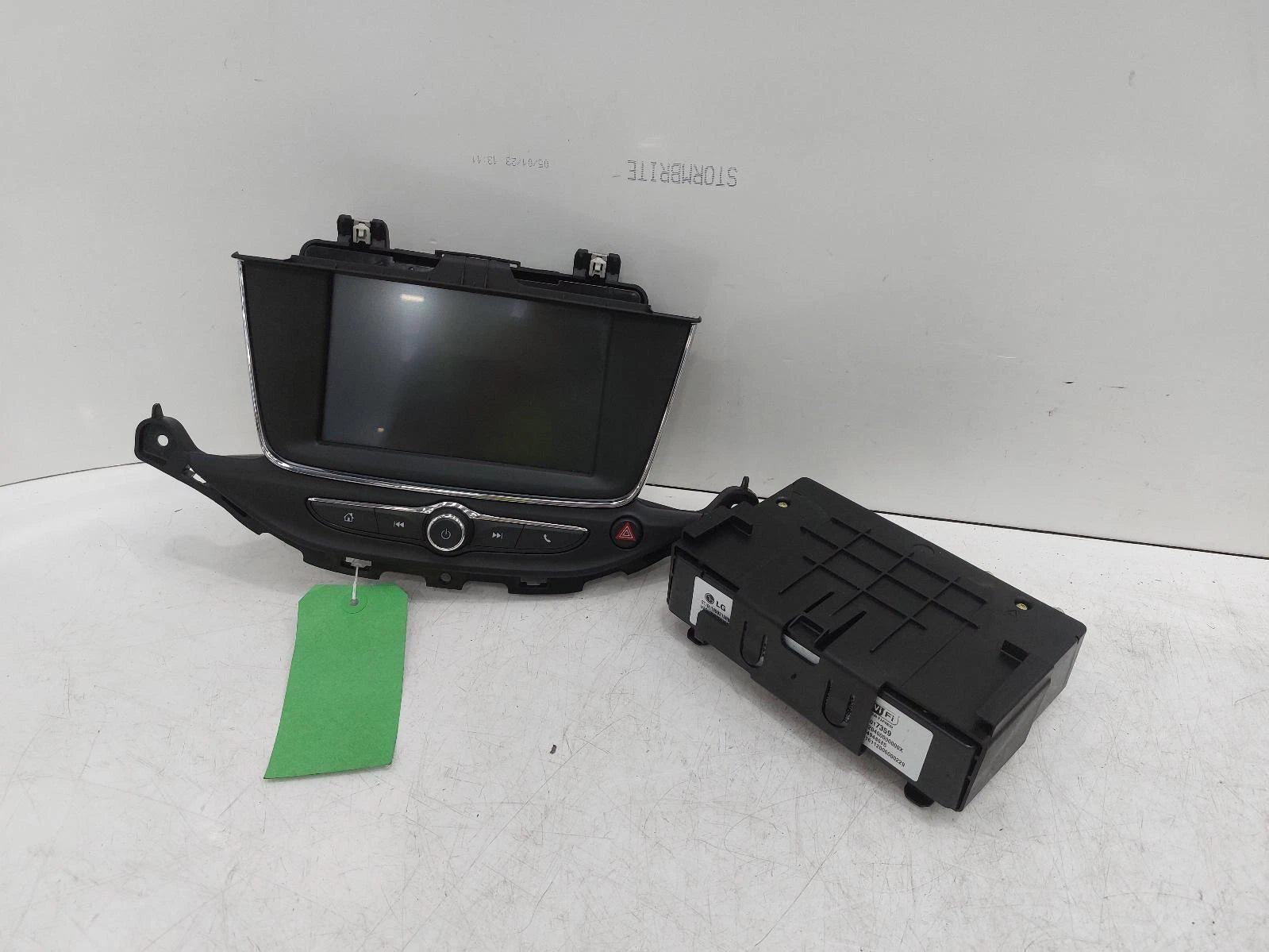 Opel Astra Mk7 (K) OE Radio/CD/Stereo Head Unit No Code Available 
