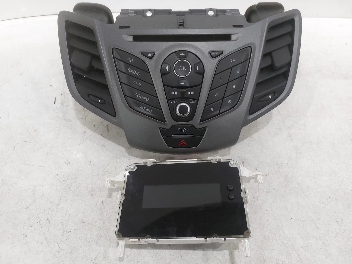 Ford Fiesta Mk7 OEM Radio/CD/Stereo Head Unit No Code Available 