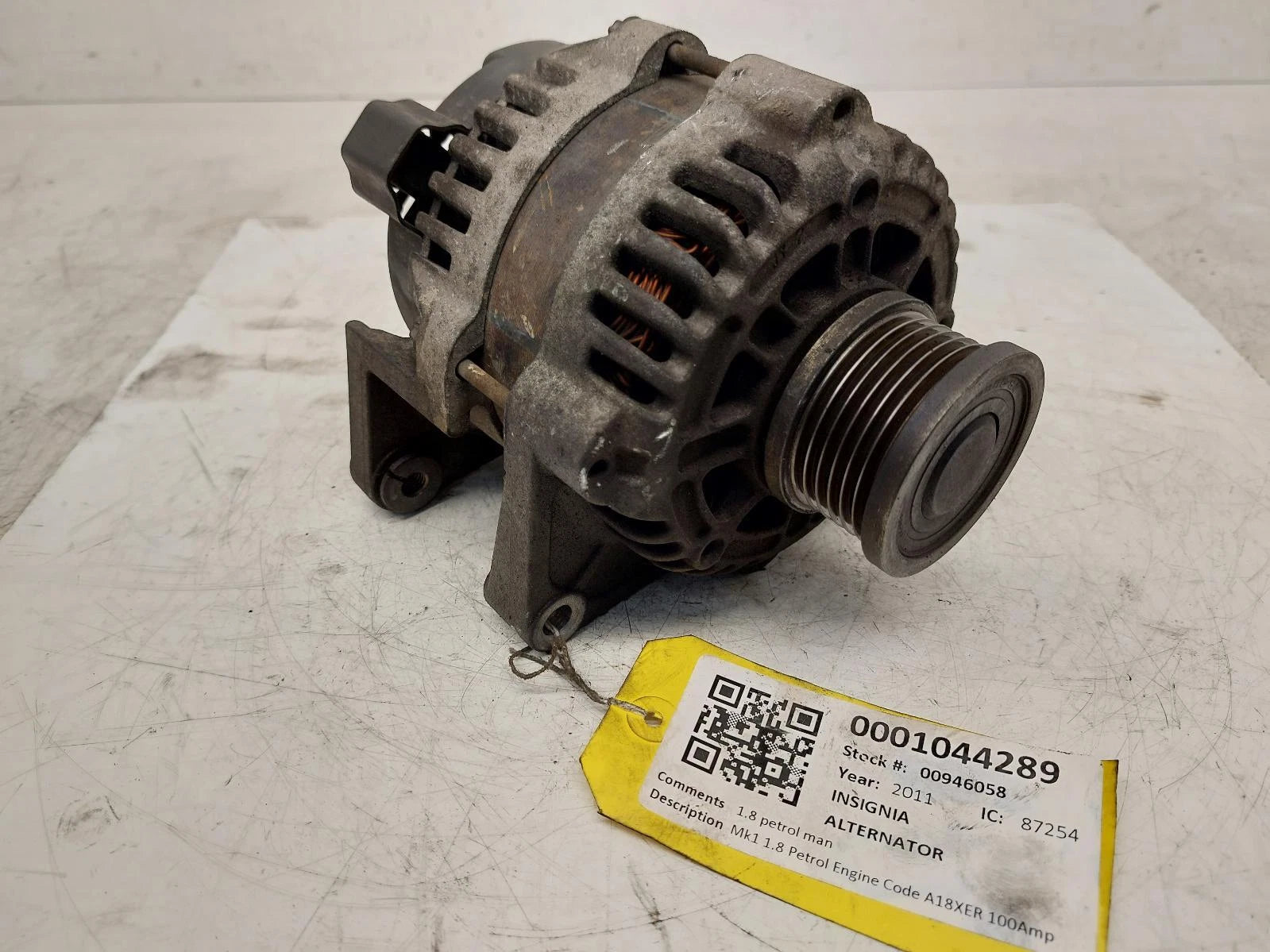 Opel Insignia Mk1 100A ALTERNATOR 