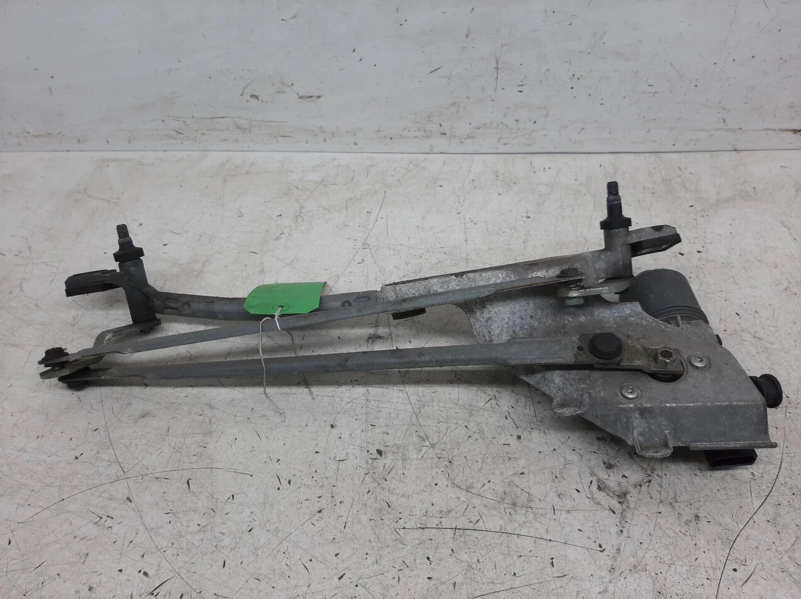 Ford Fiesta Mk7 Front Wiper Motor With Rack 