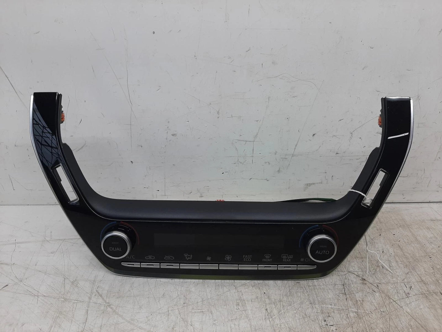Toyota Corolla E210 Heater Air Con A/C Climate Controller 5590002E50 