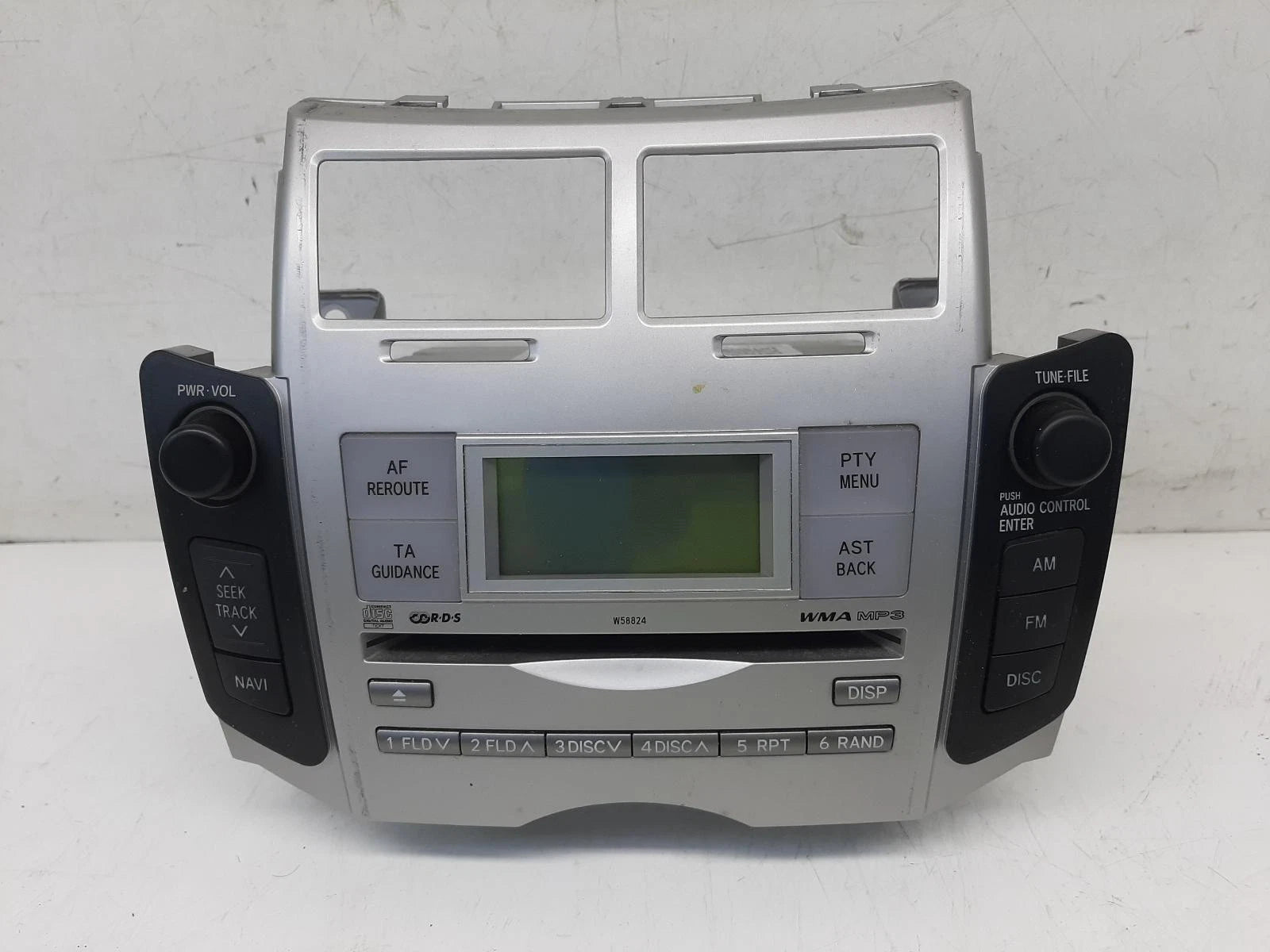 Toyota Yaris Mk2 OEM Radio/CD/Stereo Head Unit No Code Available 