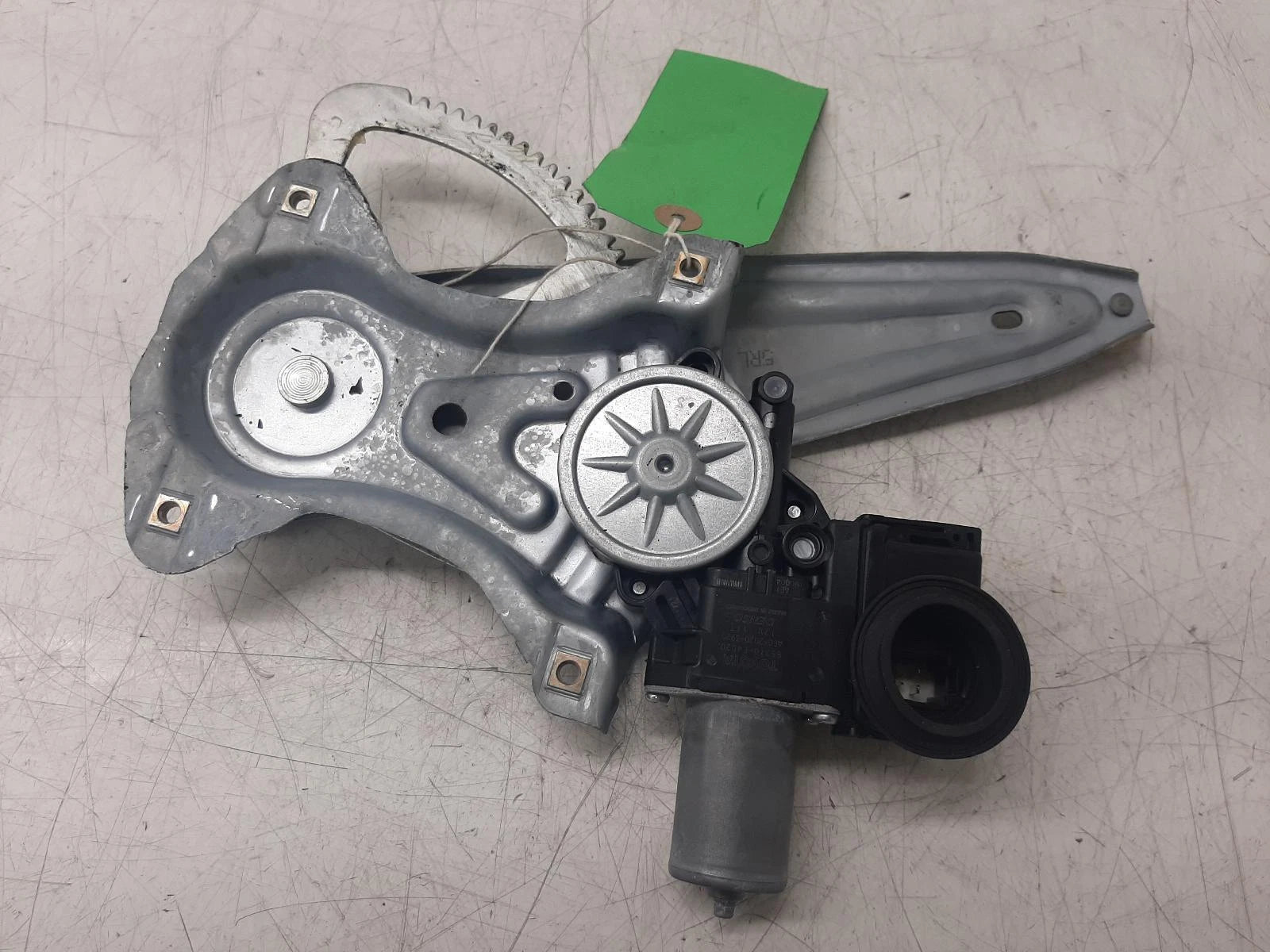 Toyota Window Regulator Rear Passengers Side 