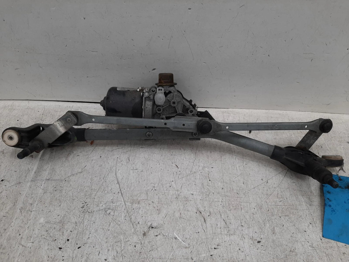 Renault Megane Valeo Front Wiper Motor With Linkage 