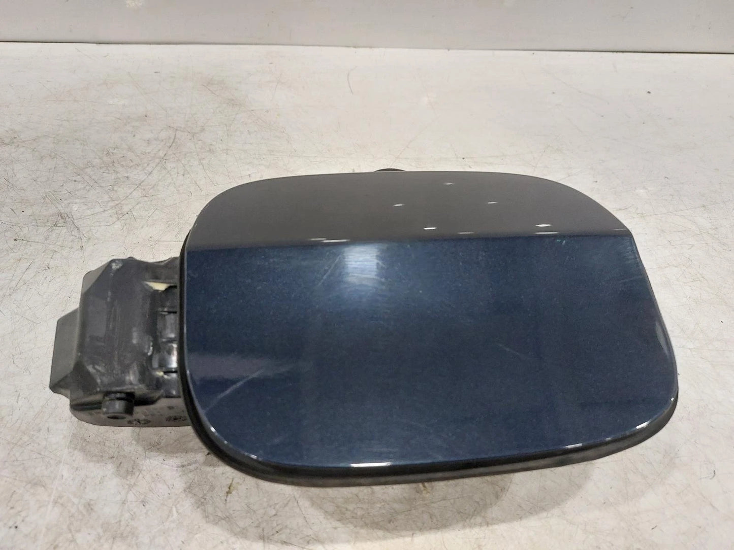 Audi Q5 Mk1 Blue Fuel Filler Flap 