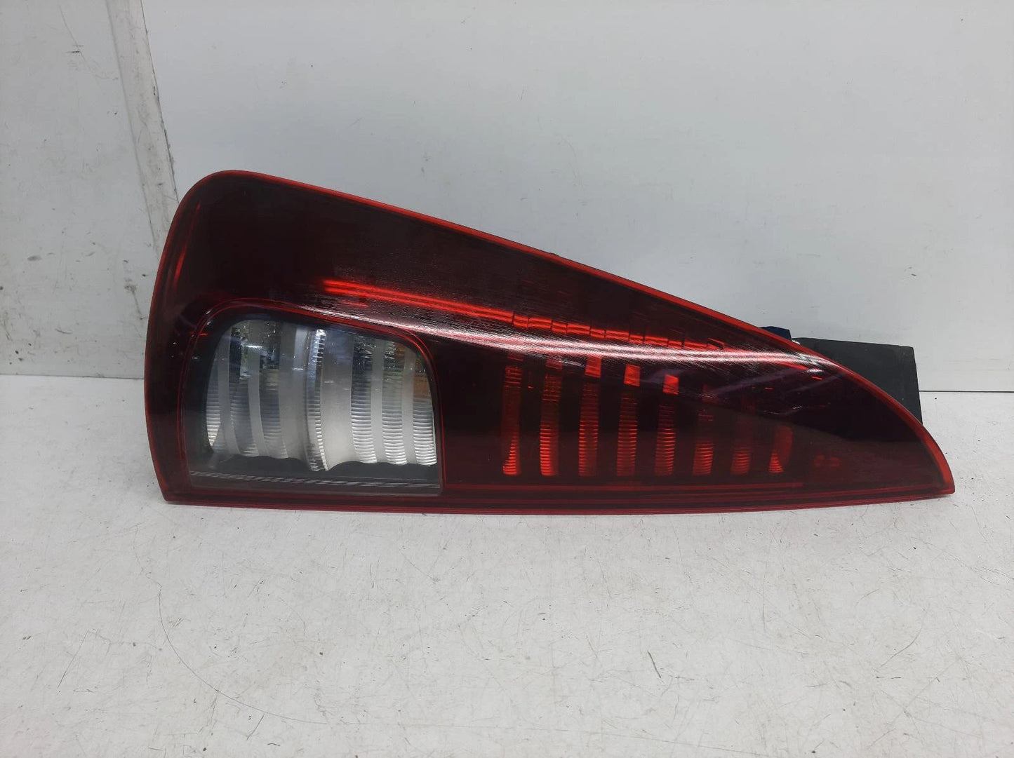 Renault Espace Mk4 N/S Passengers Left Rear Bulb Taillight Tail Light 