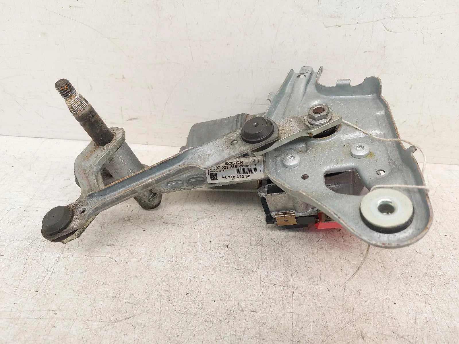 Peugeot Mk1 PEUGEOT 3008 Bosch Front Wiper Motor With Linkage 