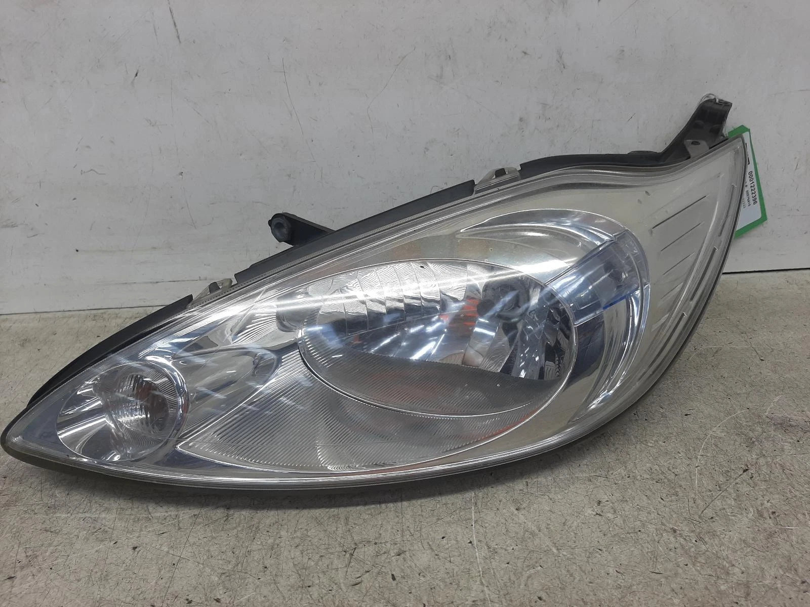 Ford Ka Mk2 N/S Passengers Left Front Headlight Headlamp 