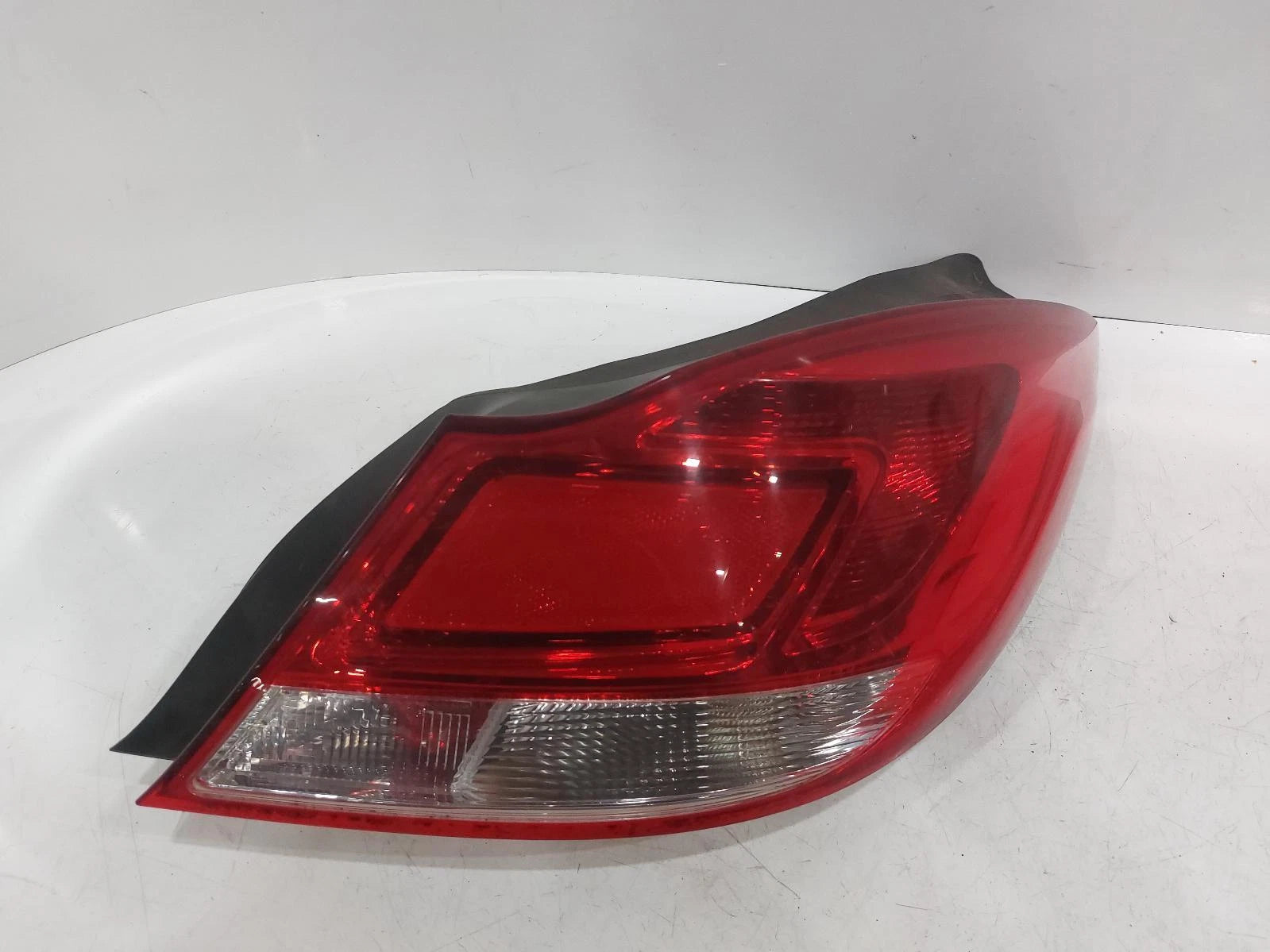 Opel Insignia Mk1 O/S Drivers Right Rear Taillight Tail Light 