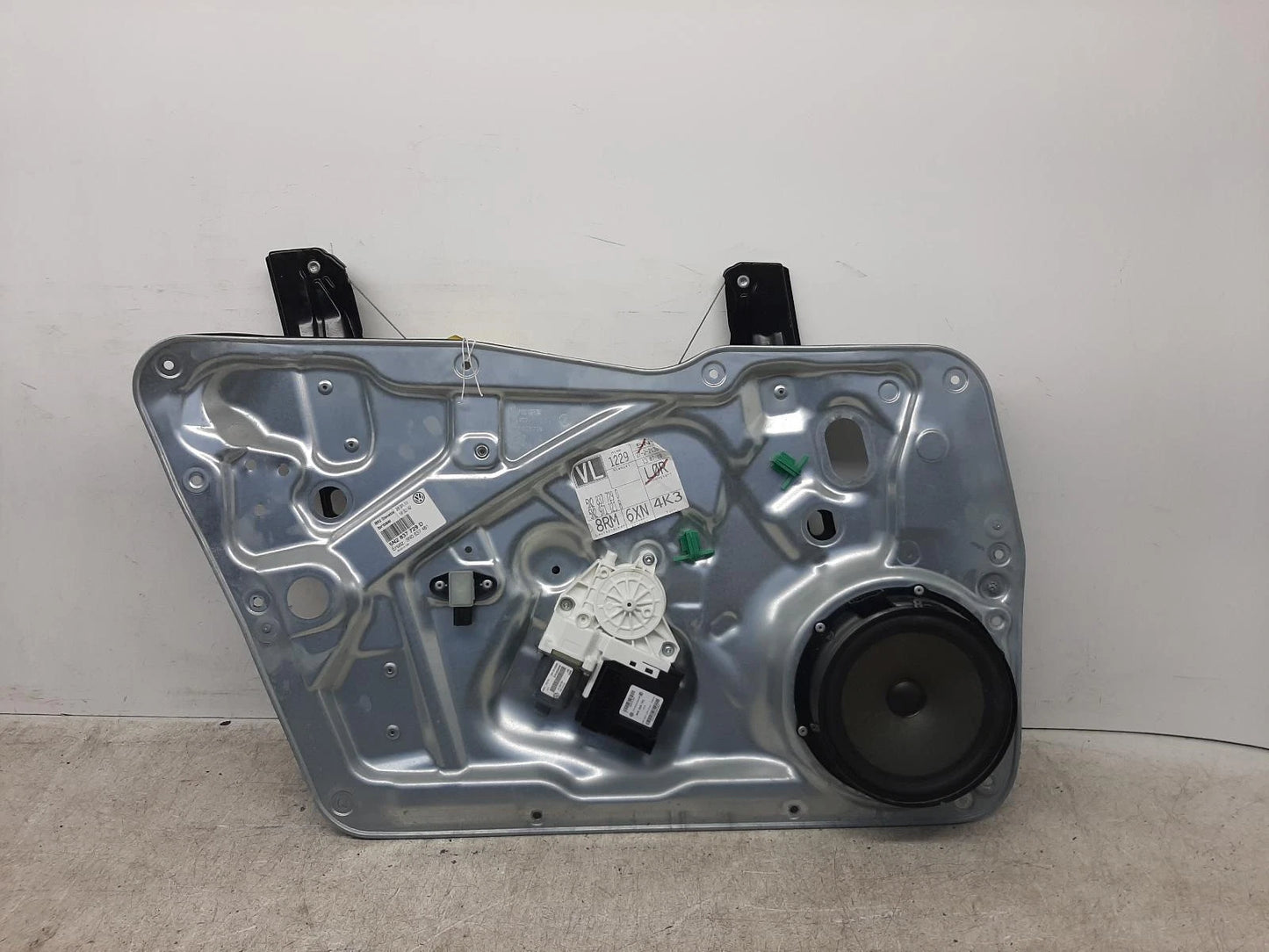 Volkswagen Tiguan Window Regulator Front Passengers Side 