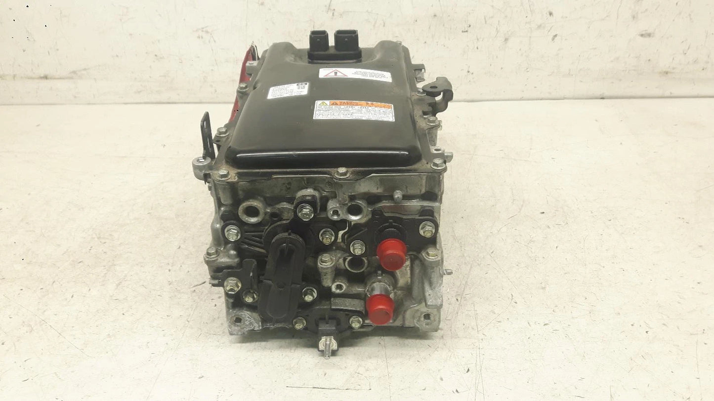 Toyota Rav Mk5 VOLTAGE CONVERTER INVERTER 