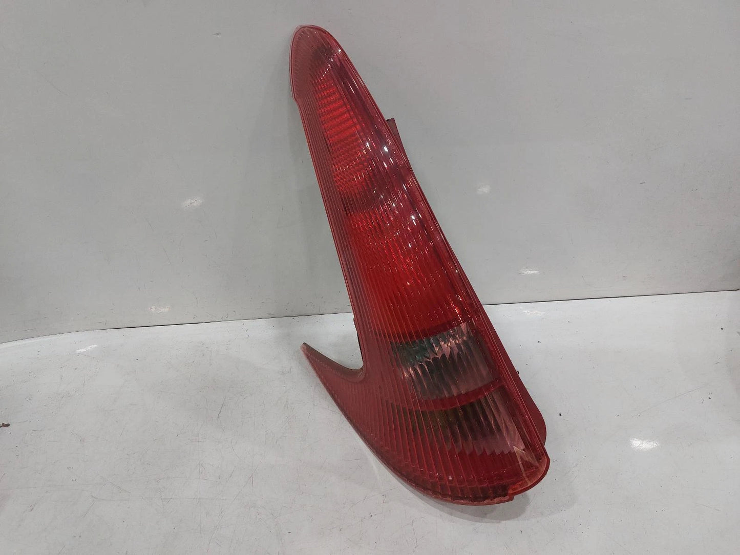 Peugeot 206 Mk1 N/S Passengers Left Rear Taillight Tail Light 