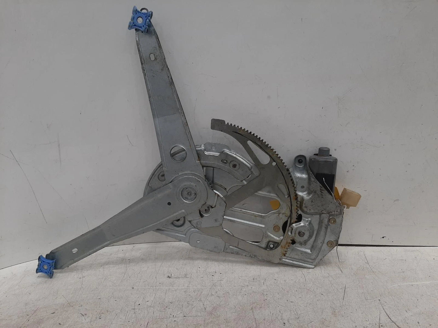 Volvo V70 Window Regulator Front Passengers Side 
