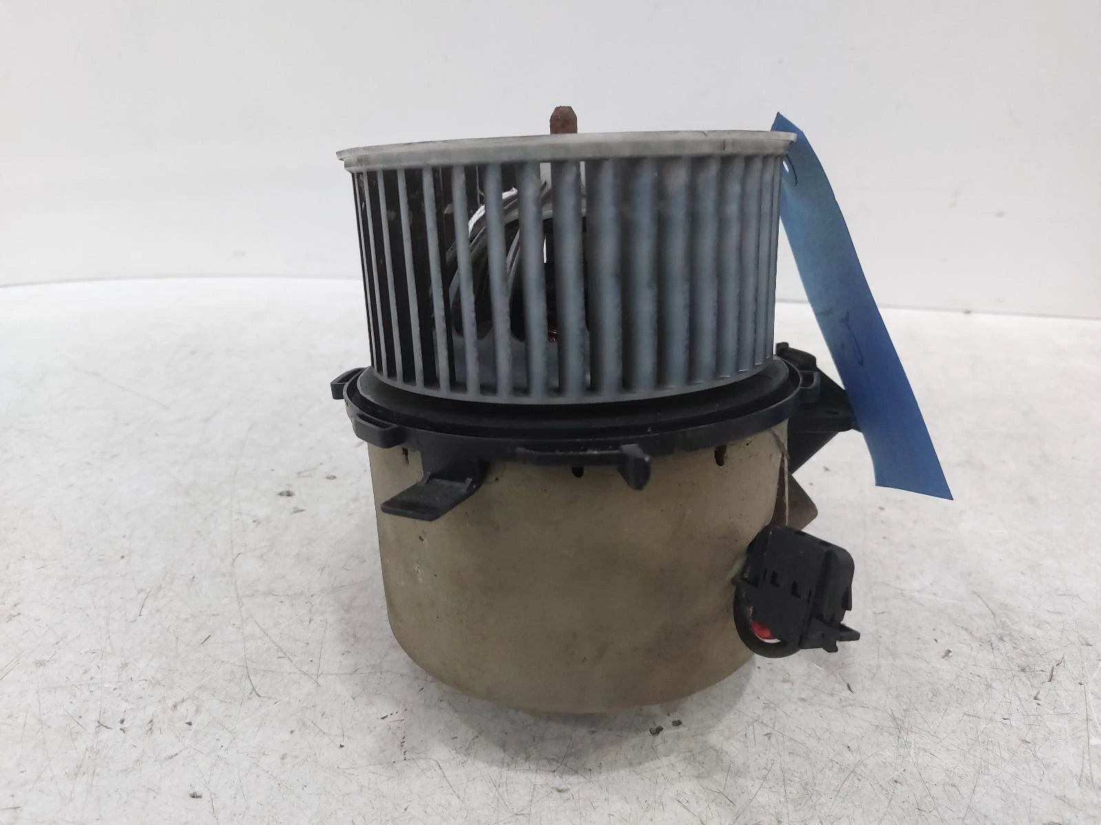 Audi A4 2.0L Diesel Heater Blower Fan Assembly 