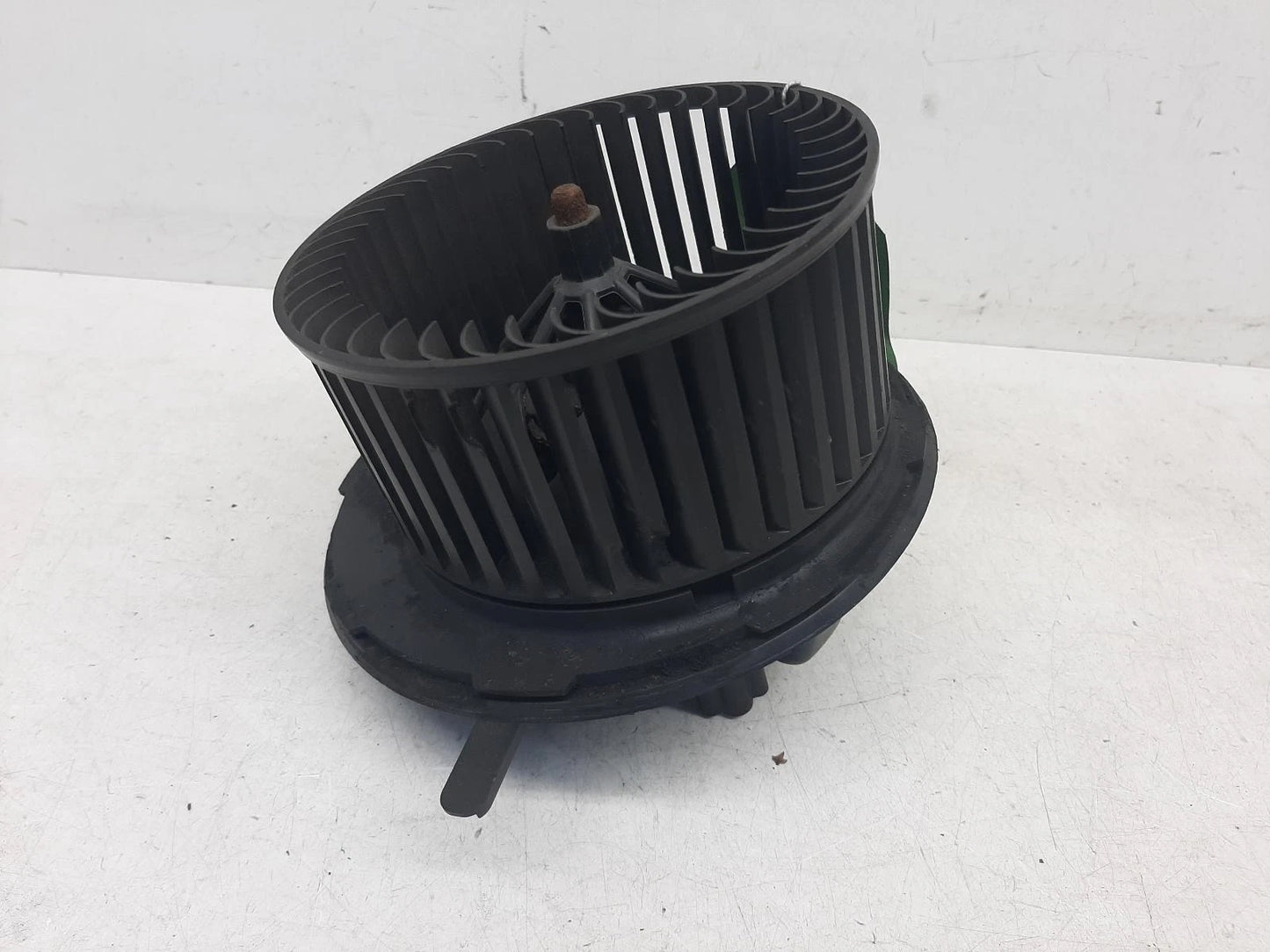 Volkswagen Touran 1.9L Diesel Heater Blower Fan Assembly 