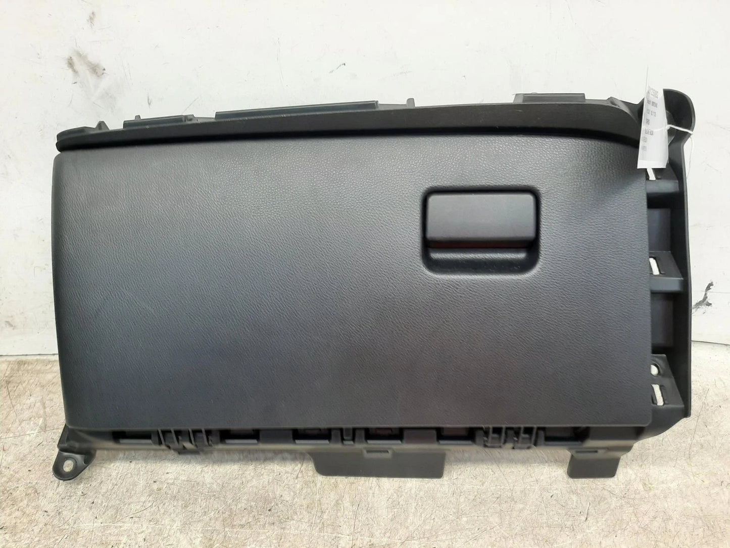 Toyota Yaris Mk4 (XP210) GLOVE BOX 