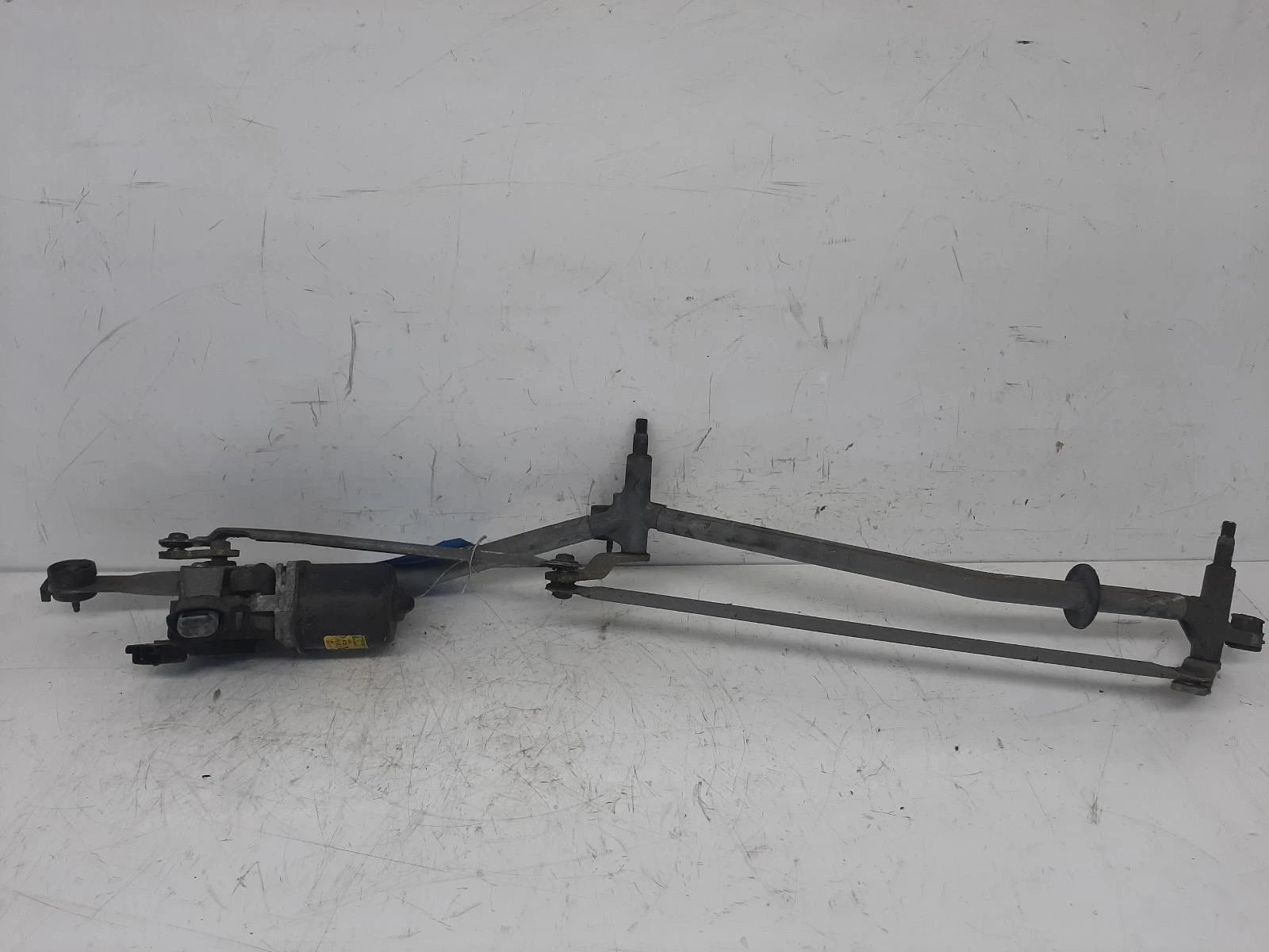 Citroen C3 Mk1 Front Wiper Motor With Rack 