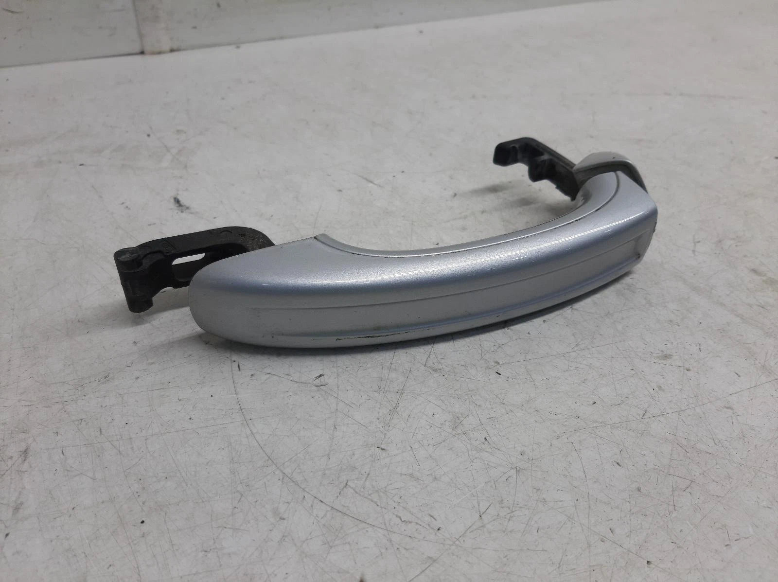 Audi Q7 Mk1 FRONT LEFT OUTER DOOR HANDLE 