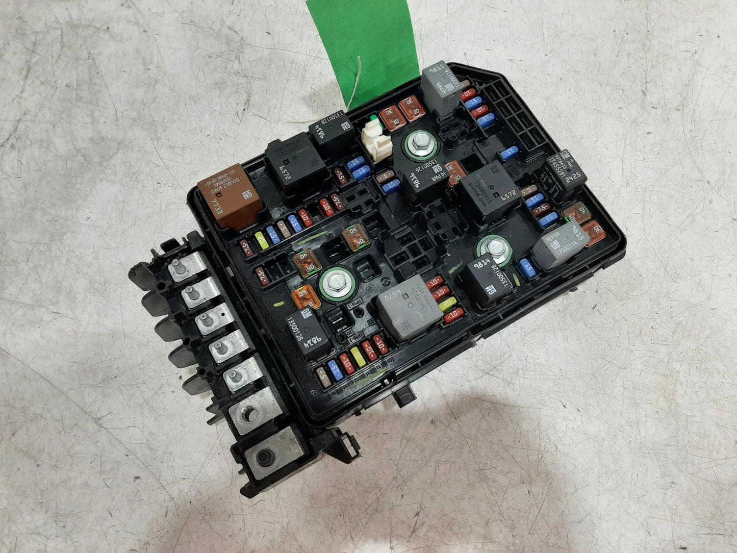 Opel Astra Mk7 (K) Fuse Box 