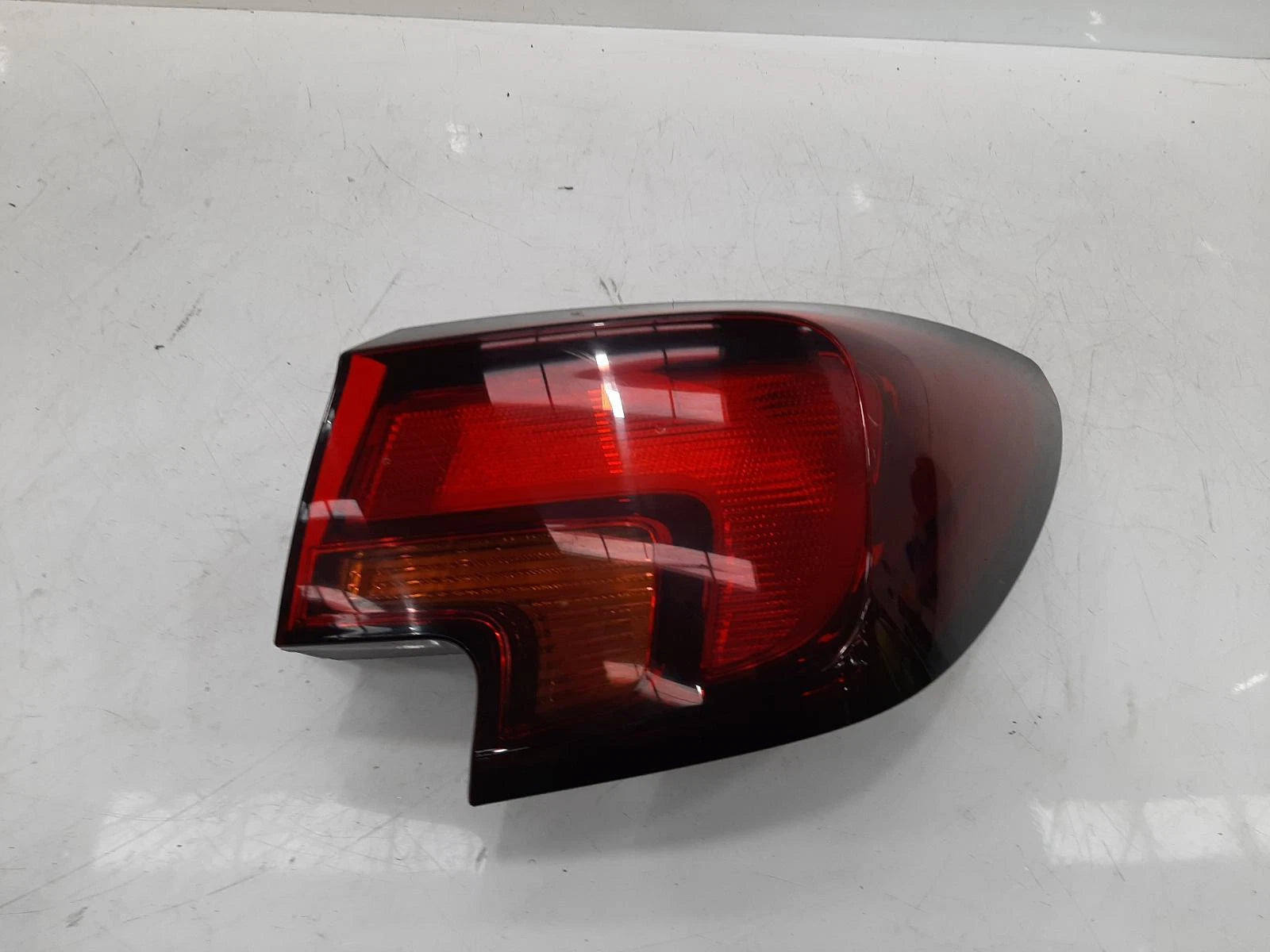Opel Astra Mk7 K O/S Drivers Right Rear Outer Bulb Taillight Tail Light 